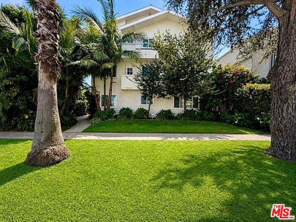 1028 12th St Unit: 5
