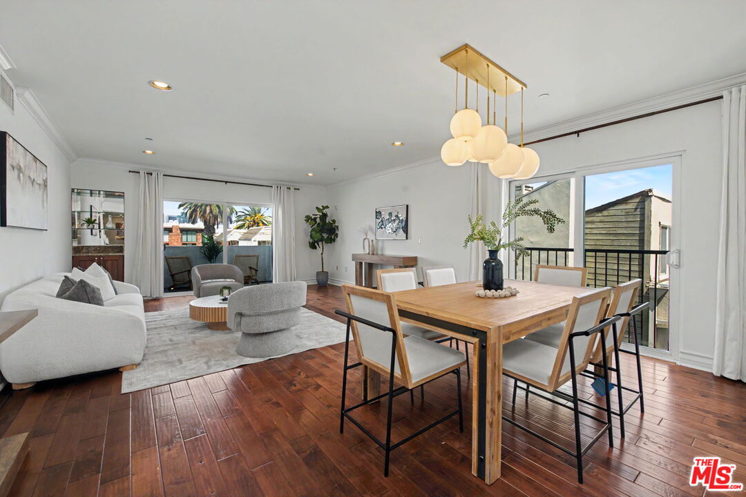 1878 Greenfield Ave Unit: PH5