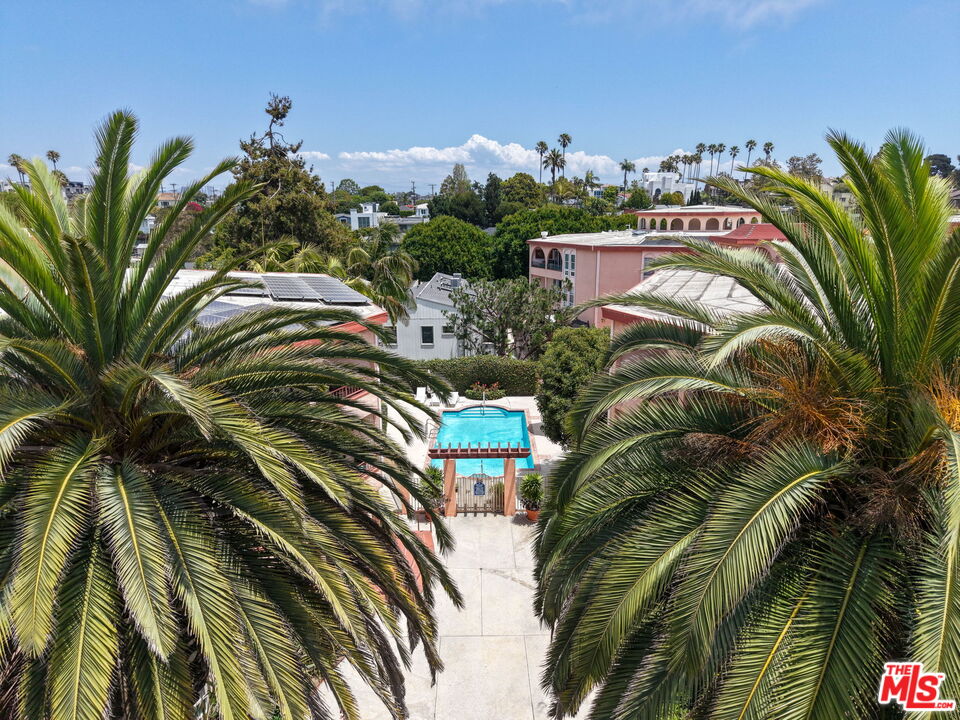 2045 4th St Unit: 301B