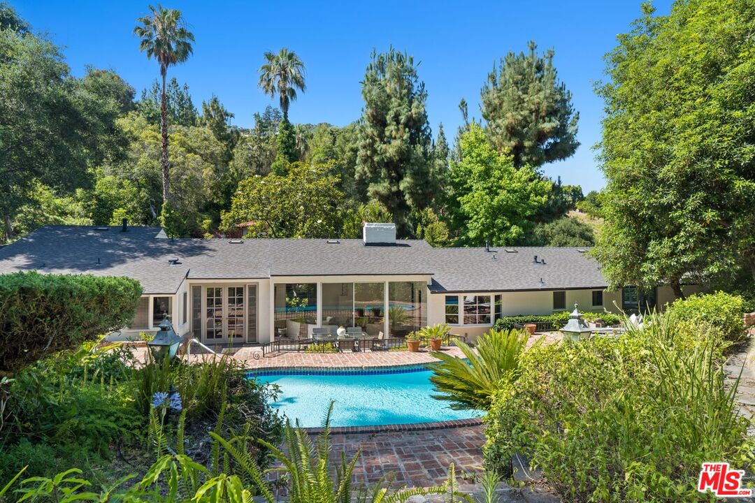 10686 Somma Way