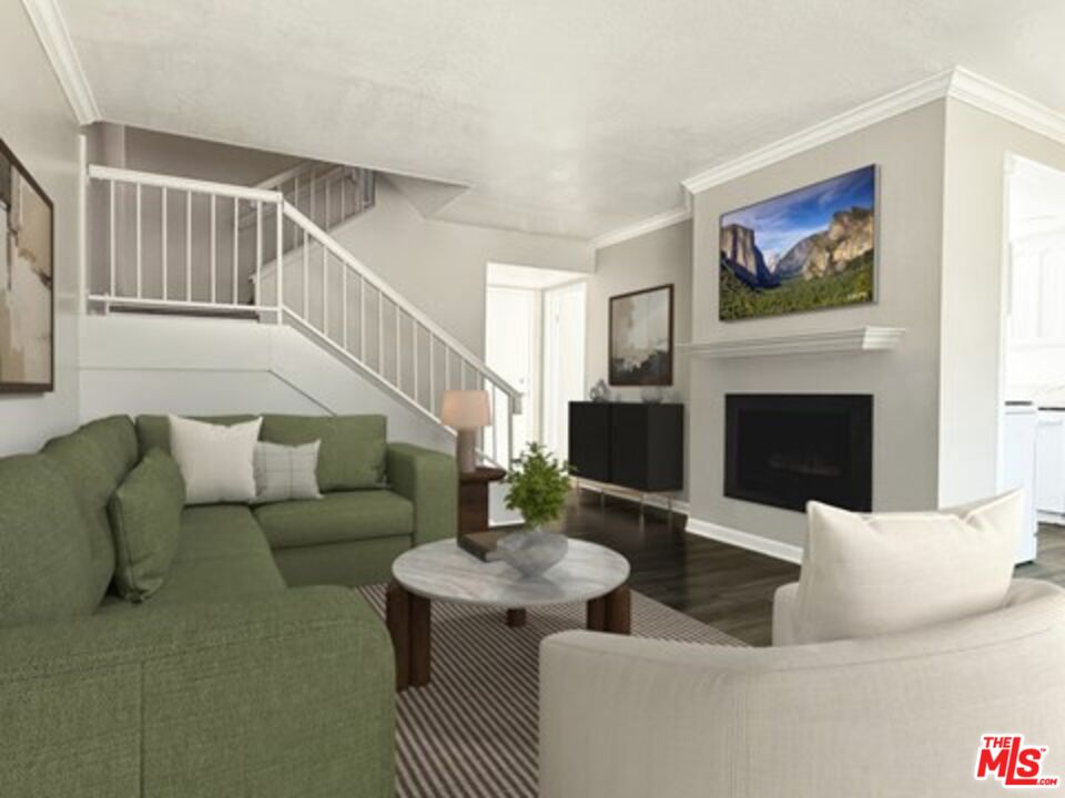 1625 E G St Unit: 9C