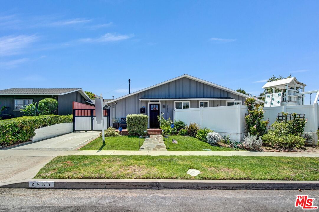 2855 Dunleer Pl