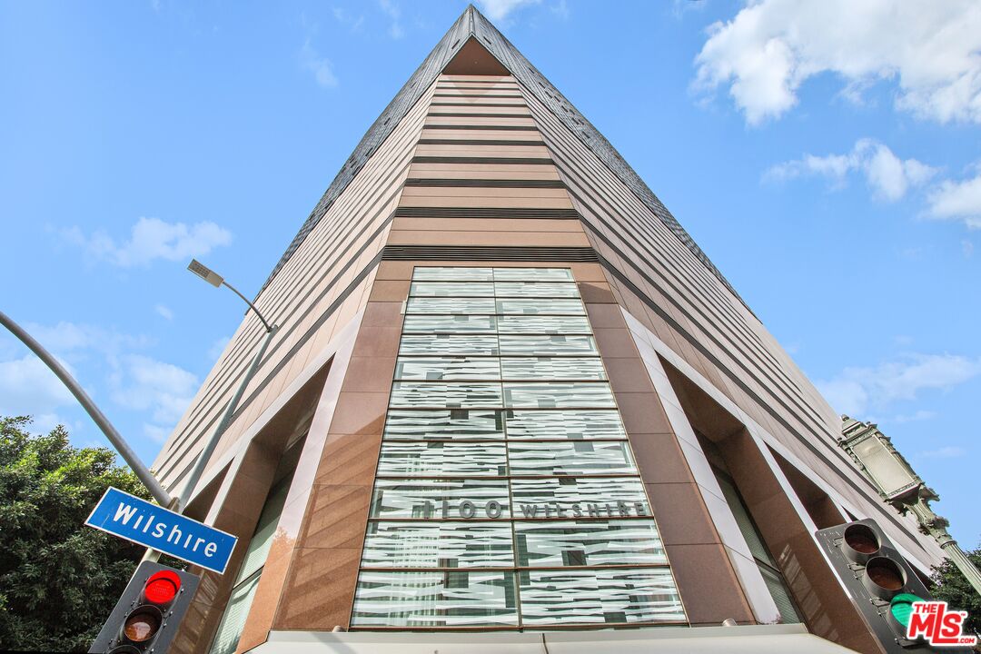 1100 Wilshire Blvd Unit: 1805