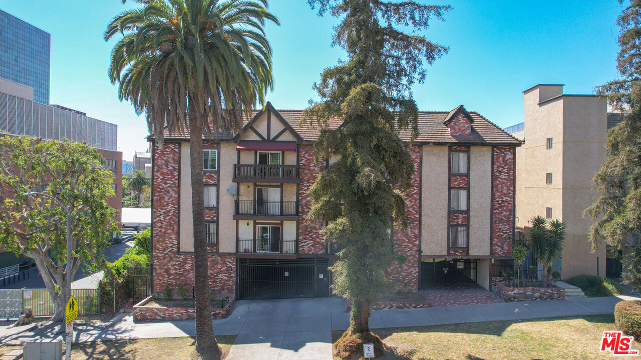 525 La Fayette Park Pl Unit: 115