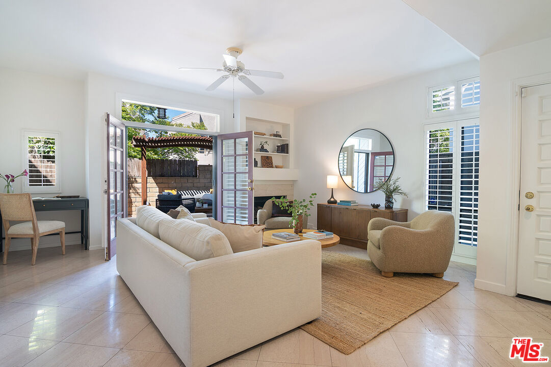 1639 Selby Ave Unit: B