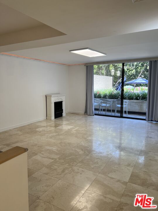 10535 Wilshire Blvd Unit: D4