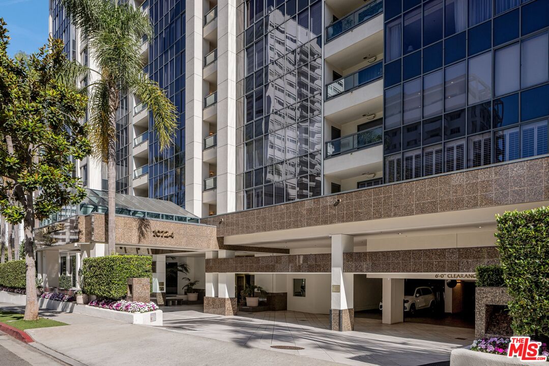 10724 Wilshire Blvd Unit: 712