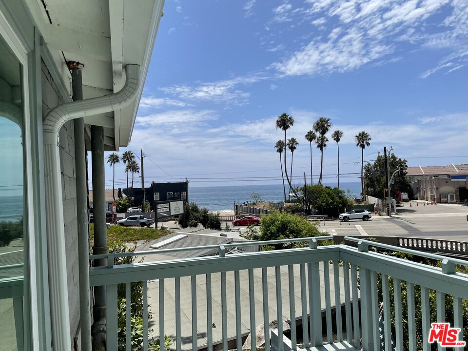3949 Las Flores Canyon Rd Unit: 3949