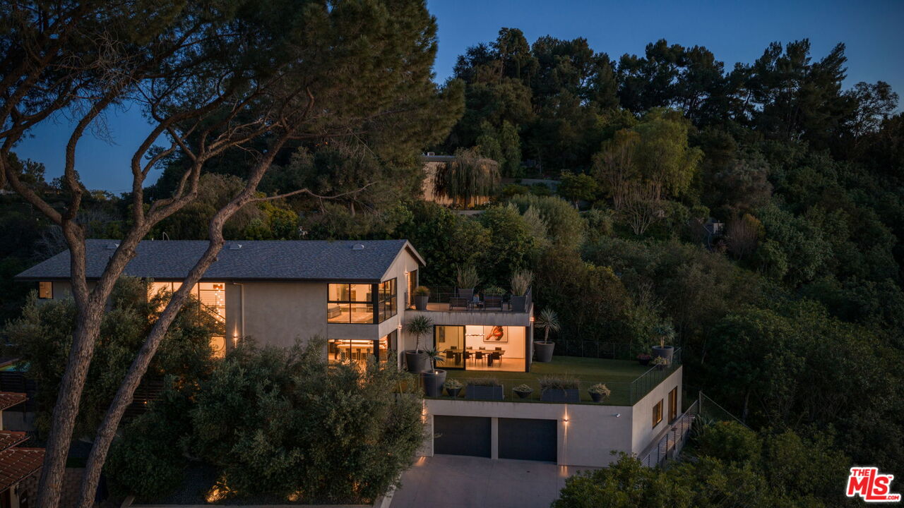 3337 Beverly Ranch Rd