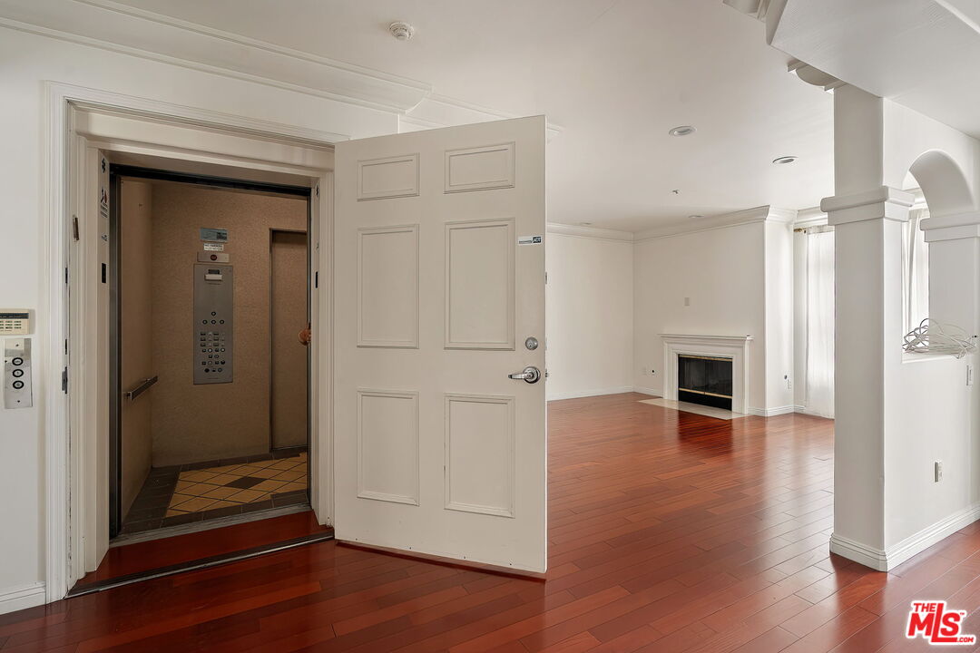 11737 Goshen Ave Unit: 302