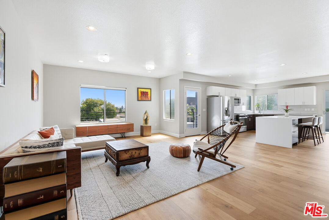 13337 Beach Ave Unit: 403