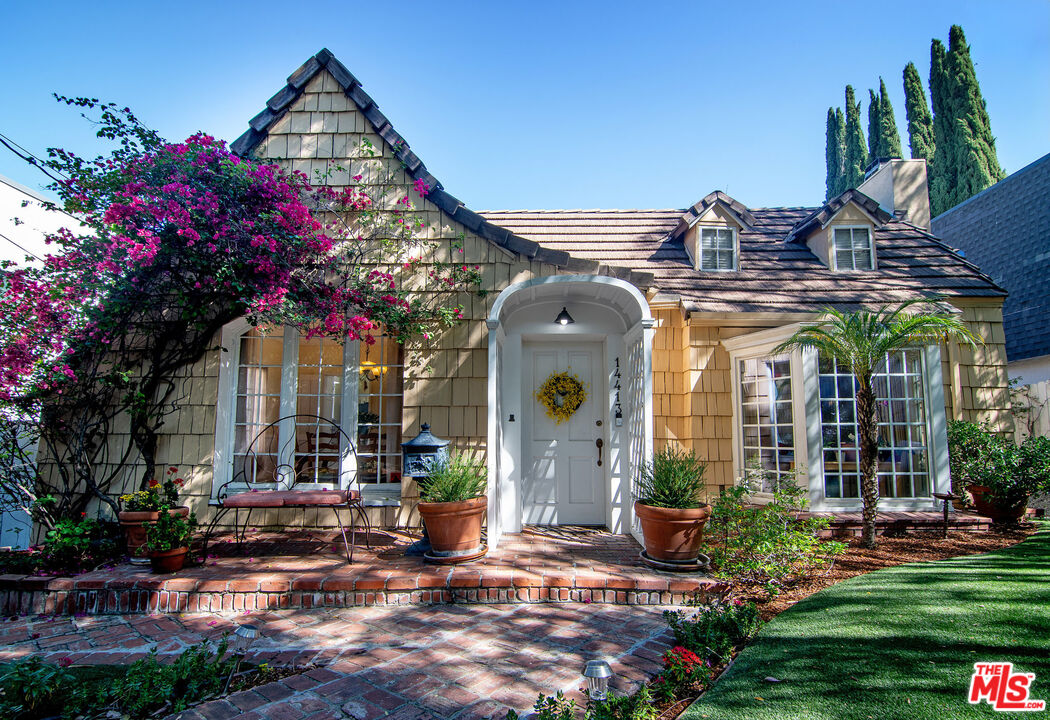 14413 Valley Vista Blvd