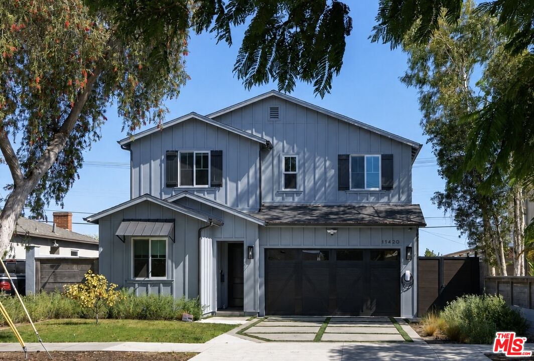 11420 Biona Dr
