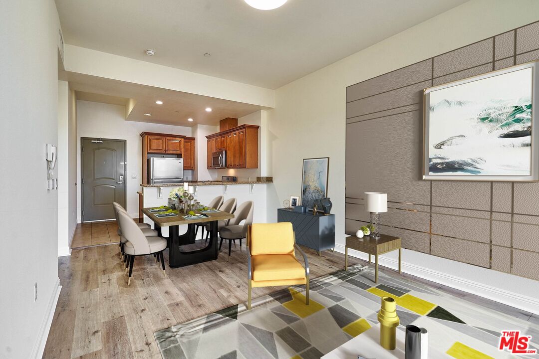 345 S Gramercy Pl Unit: 304