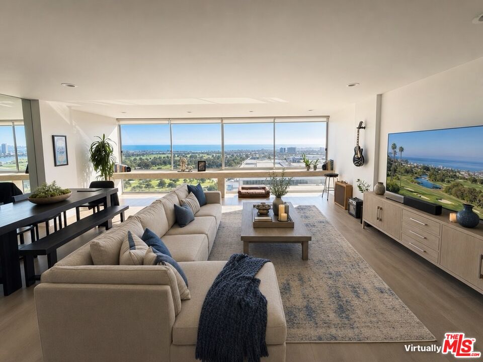 2220 Avenue Of The Stars Unit: 1106