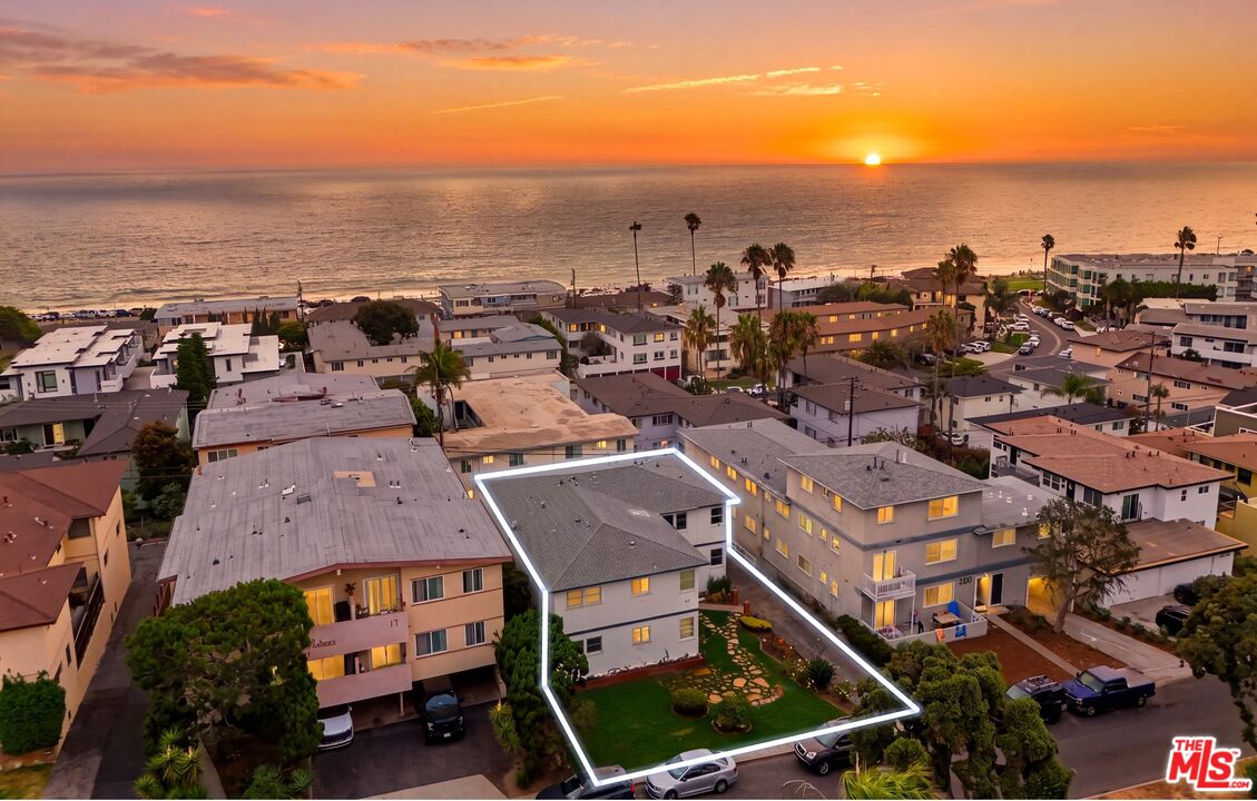 313 Calle Miramar