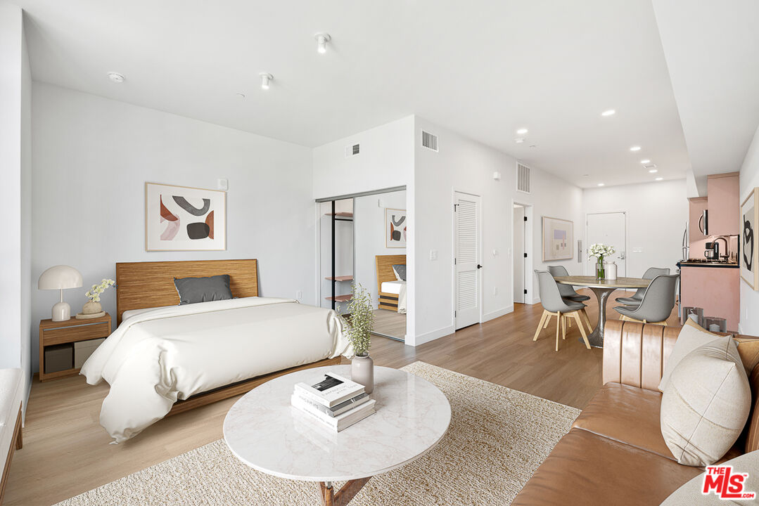10601 Washington Blvd Unit: 215