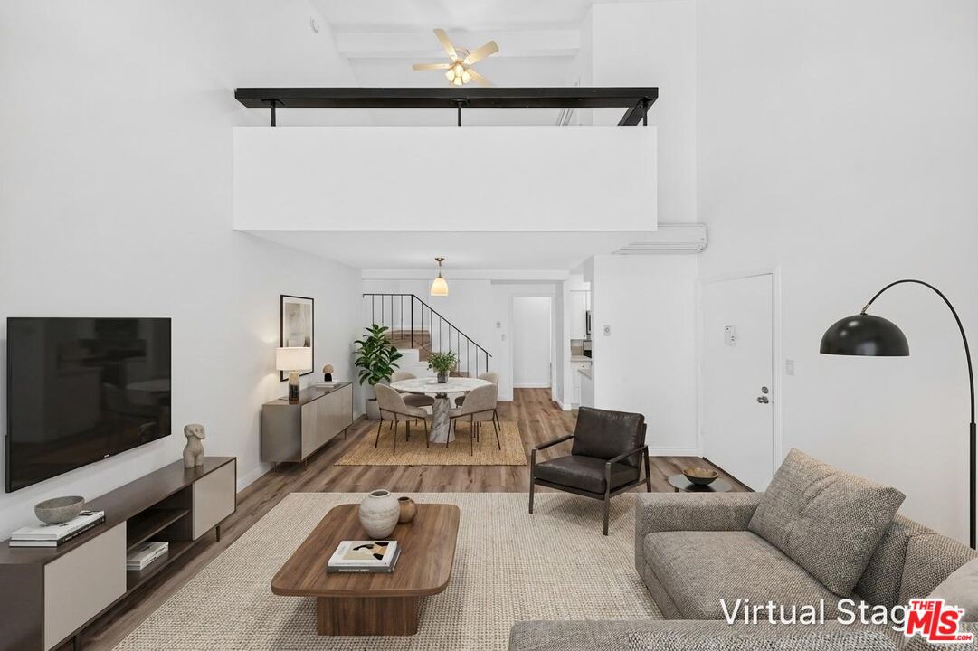 10521 National Blvd Unit: 214