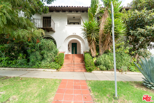 476 Landfair Ave Unit: 105