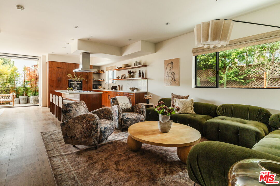 3214 Highland Ave Unit: 4
