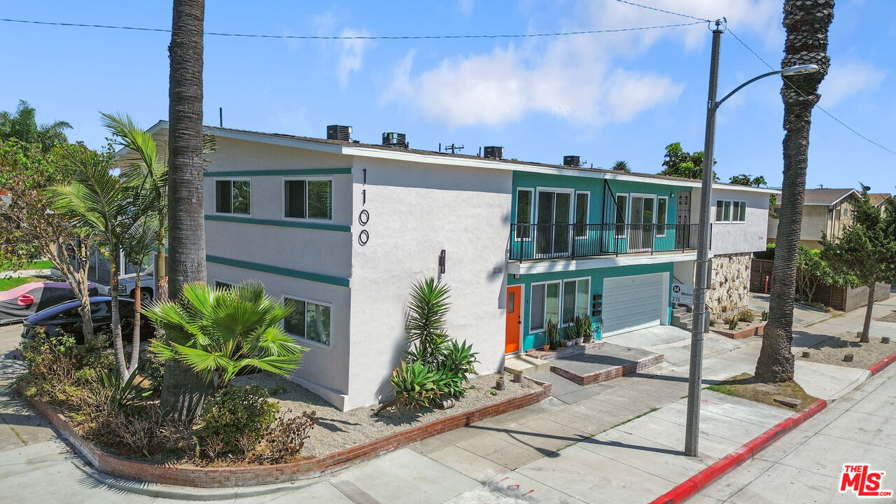 1100 S Inglewood Ave, Inglewood, CA 90301