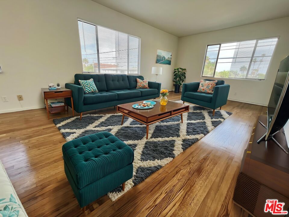 10303 Palms Blvd Unit: 5
