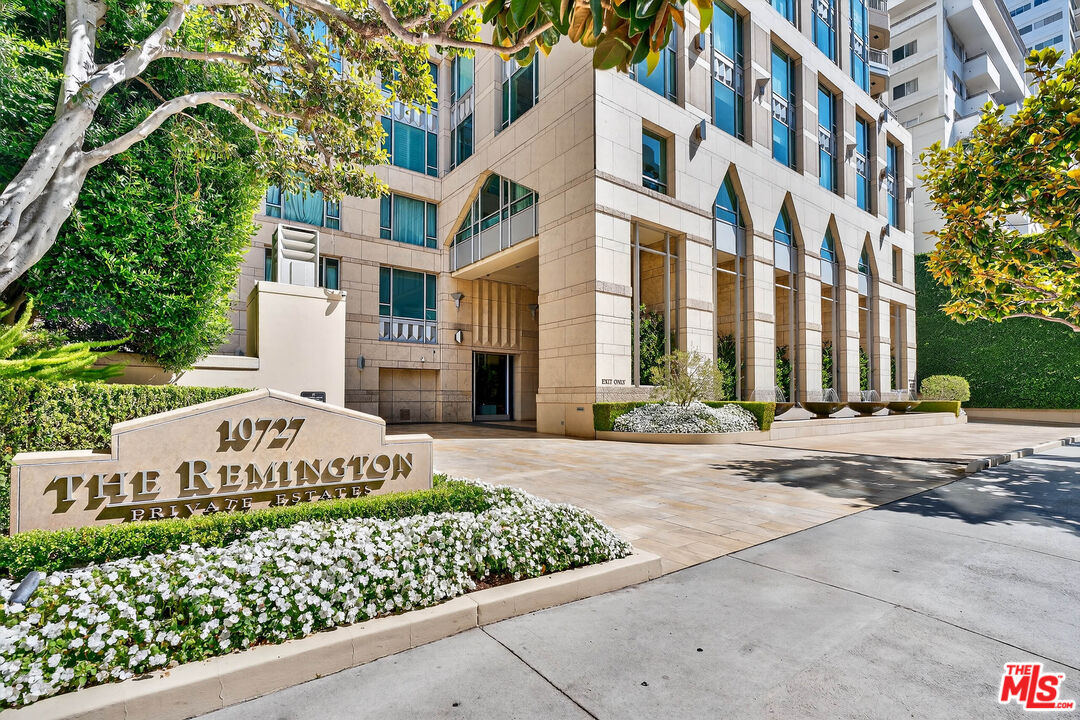 10727 Wilshire Blvd Unit: 1802