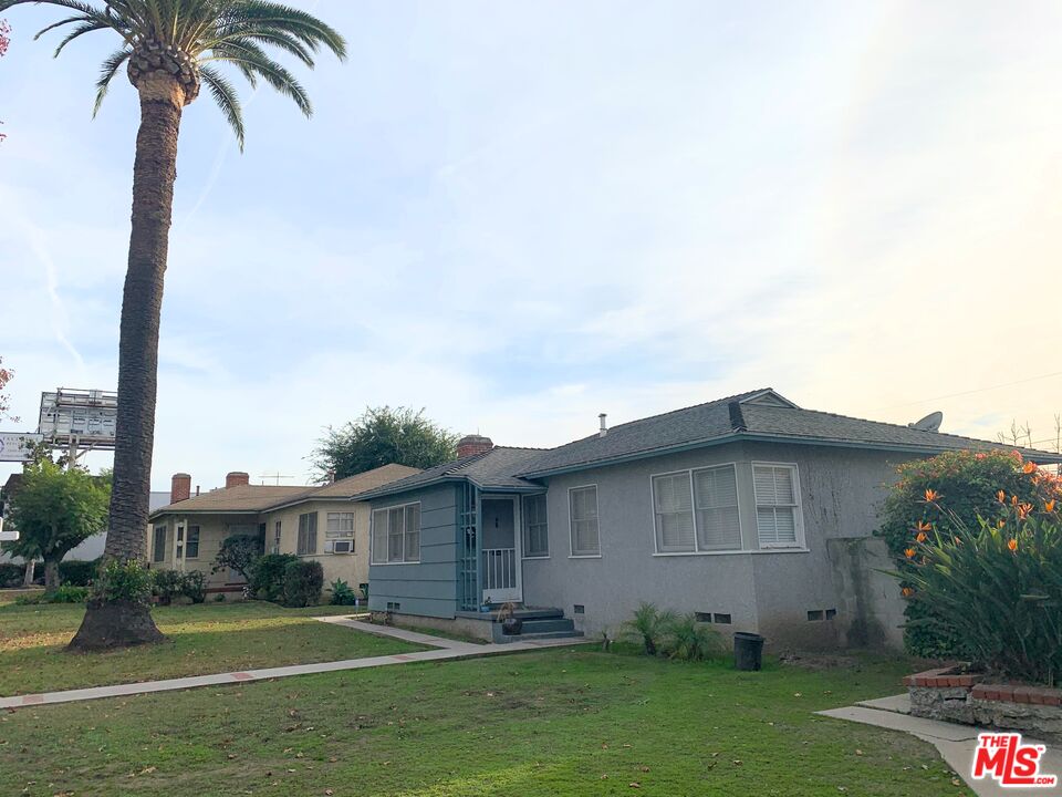 2929 Westwood Blvd