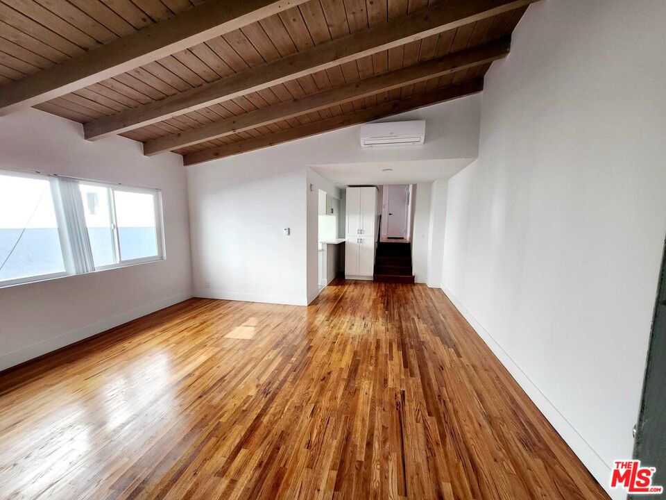 1951 Selby Ave Unit: 7