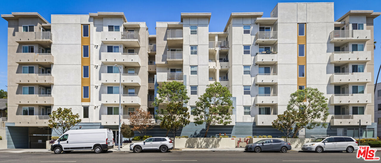 436 S VIRGIL AVE Unit: PH10