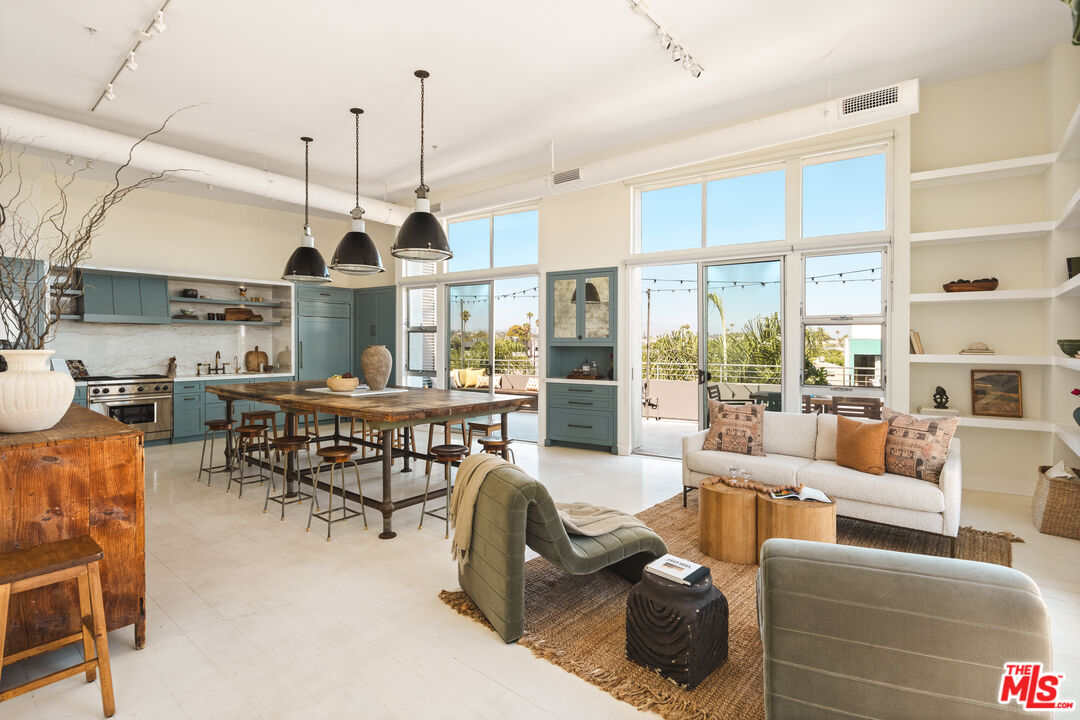 13320 Beach Ave Unit: 403