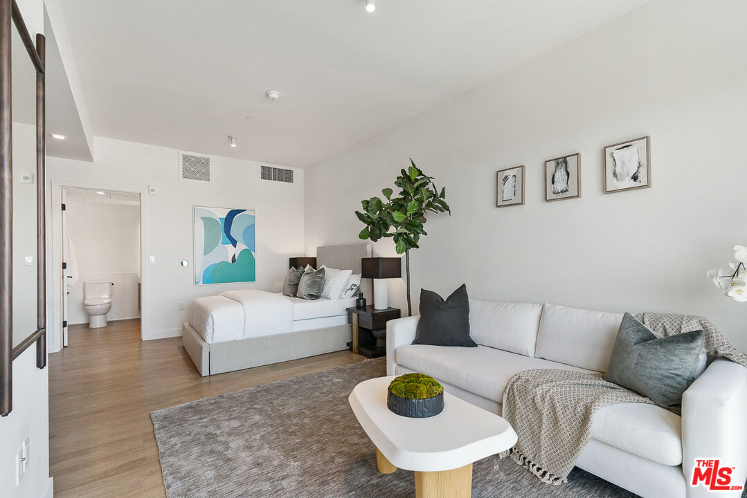 10700 Tabor St Unit: 309