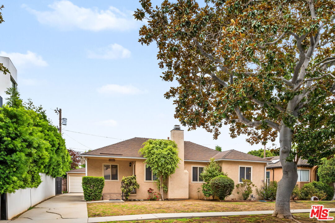 12018 Clover Ave