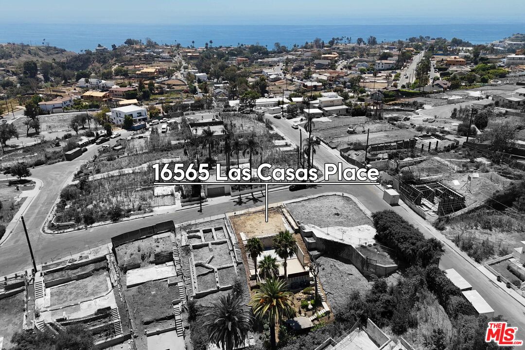 16565 Las Casas Pl