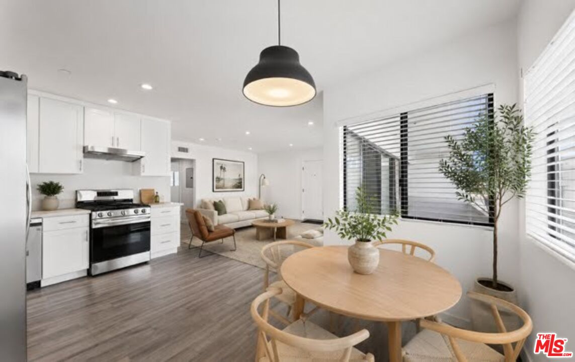 1264 9th St Unit: B