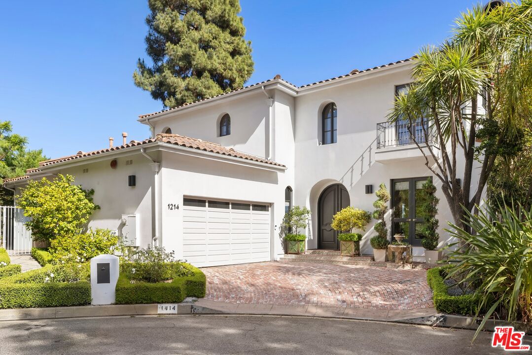 1214 Beverly View Dr