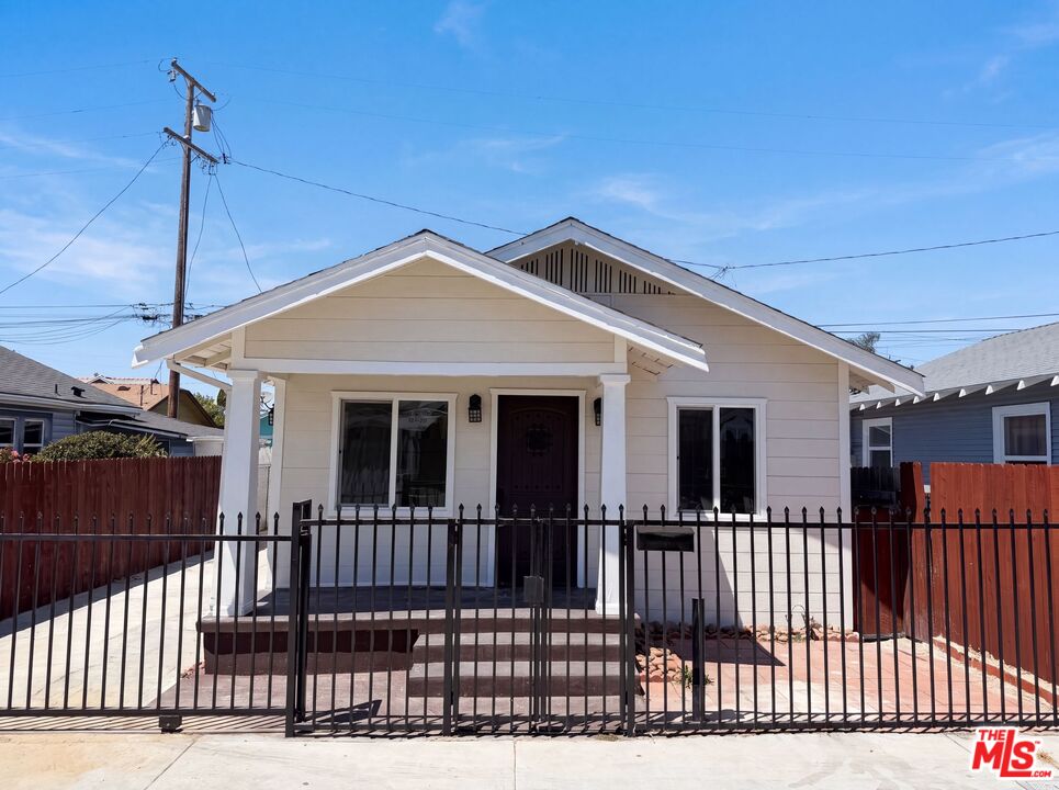 2135 E Spaulding Ct