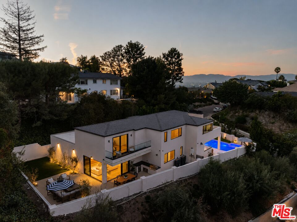 8636 Edwin Dr