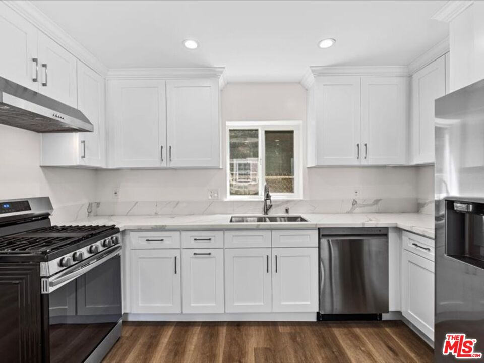 1165 Stanford St Unit: F
