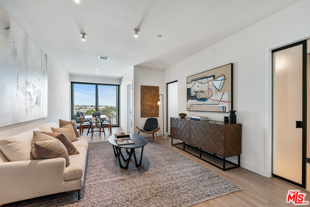 3688 Overland Ave Unit: PH7