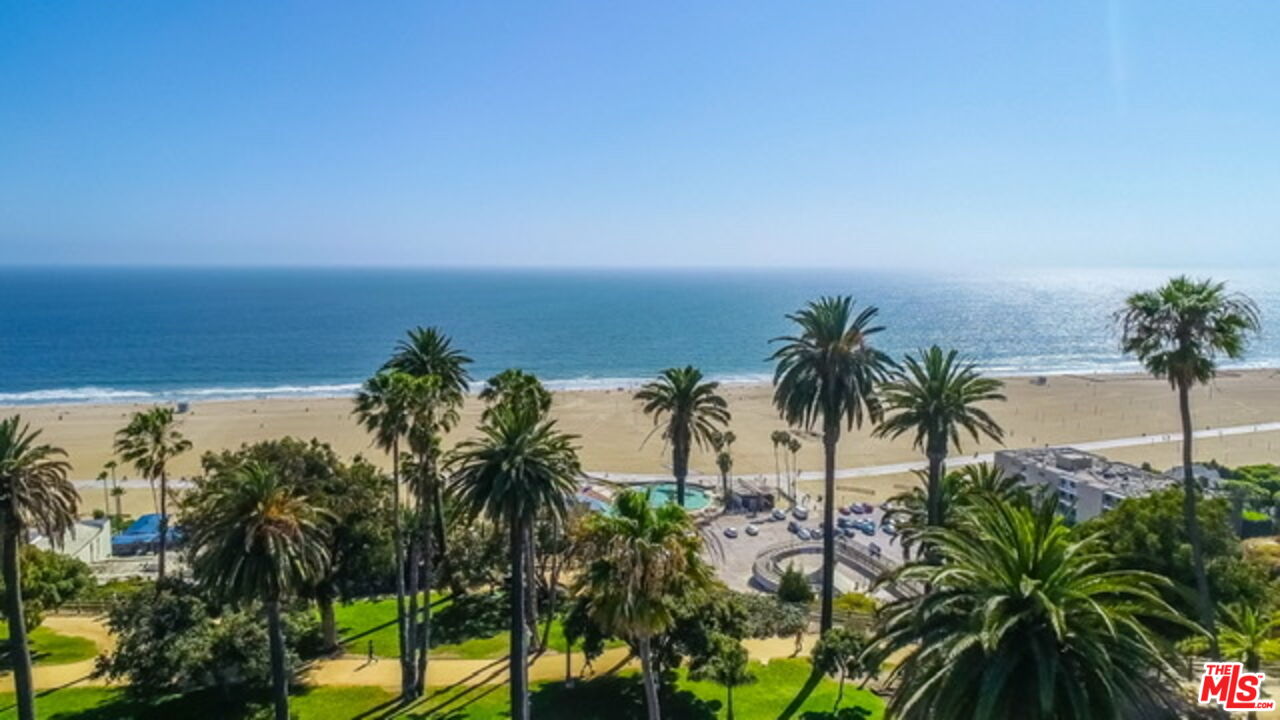 833 OCEAN AVE Unit: 303