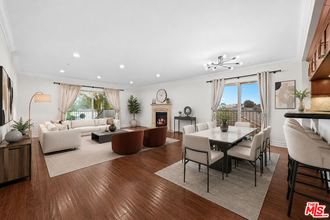 1621 Barry Ave Unit: 301
