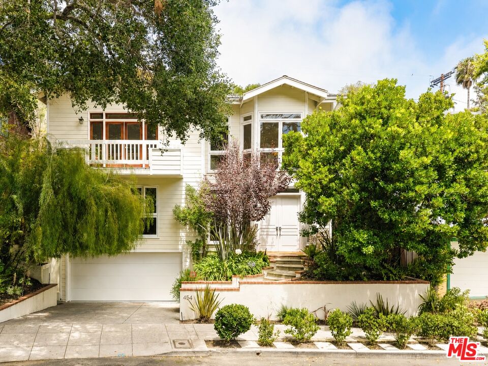 454 Sycamore Rd