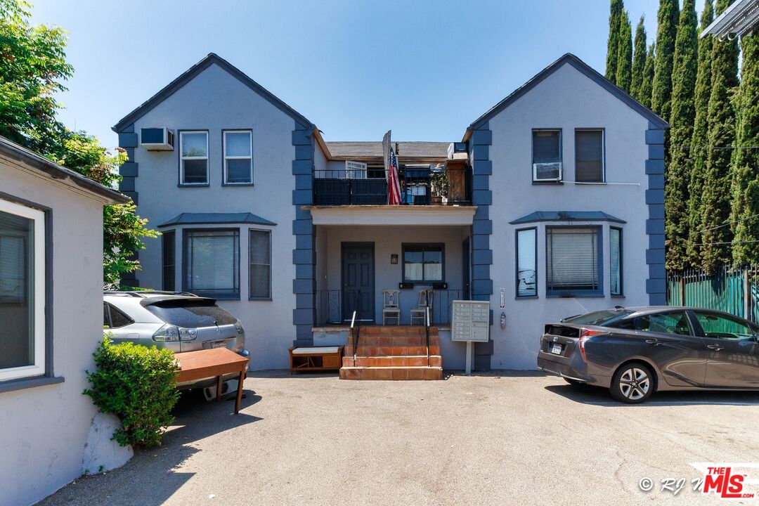 11472 VENTURA Unit: E