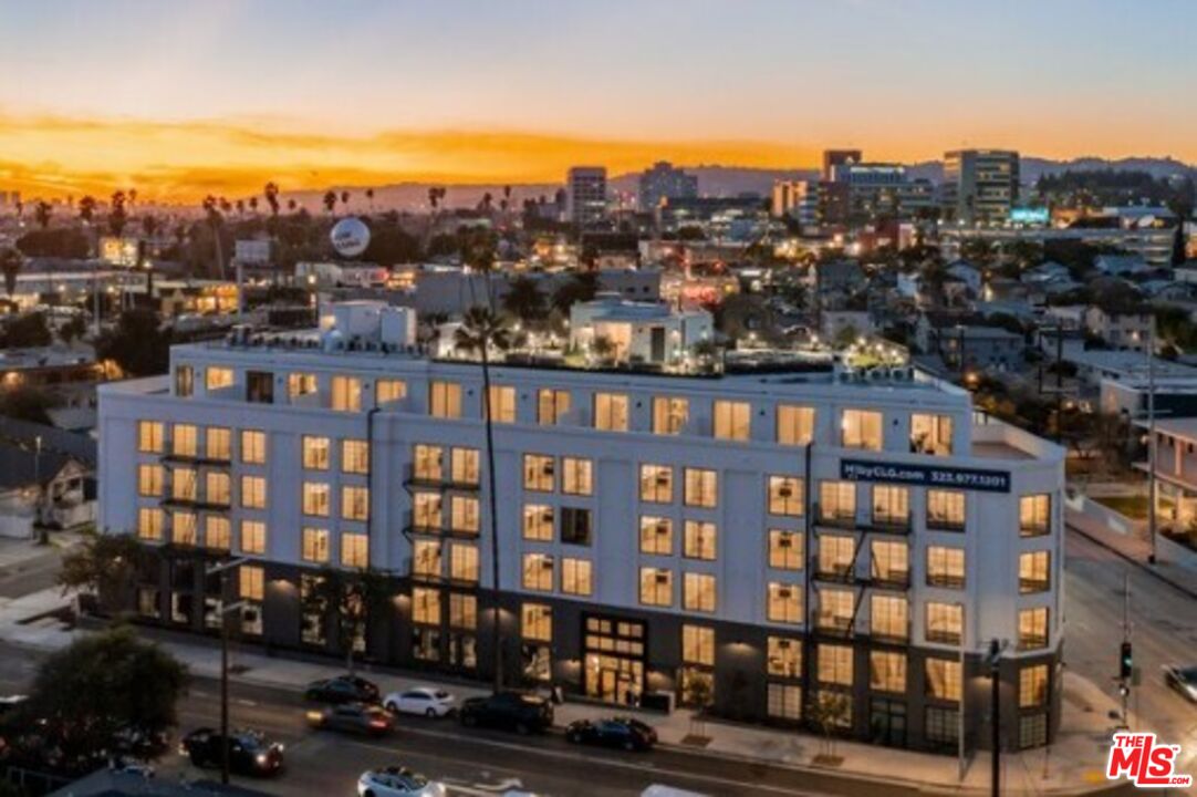 1221 Myra Ave Unit: 226
