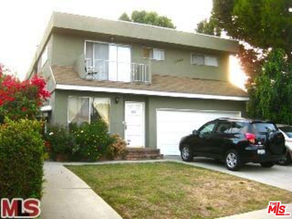 1646 Franklin St Unit: D