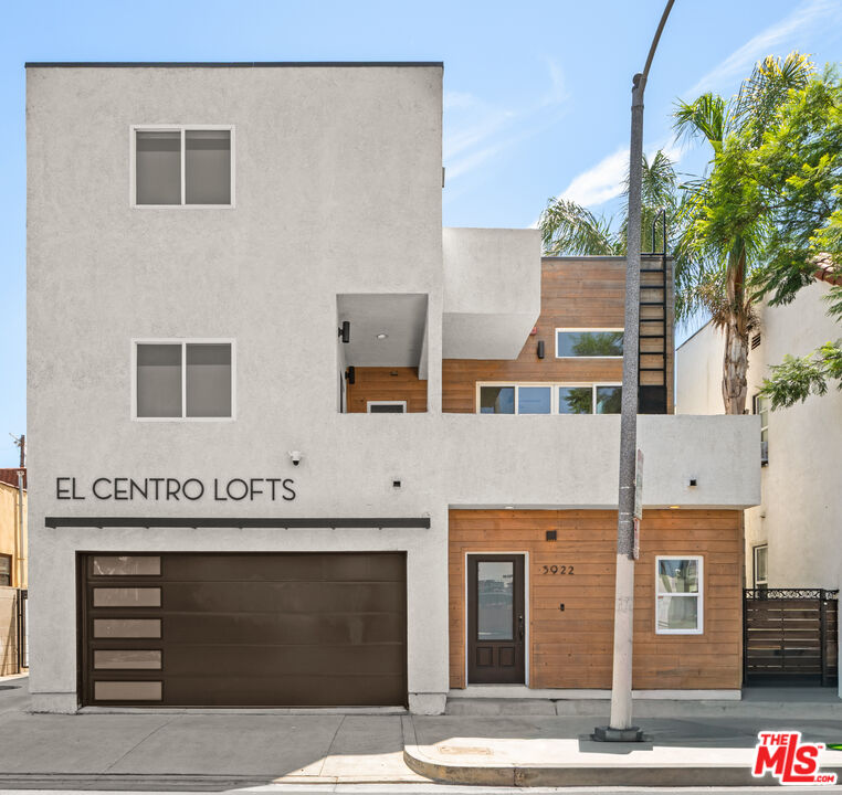 5922 Barton Ave