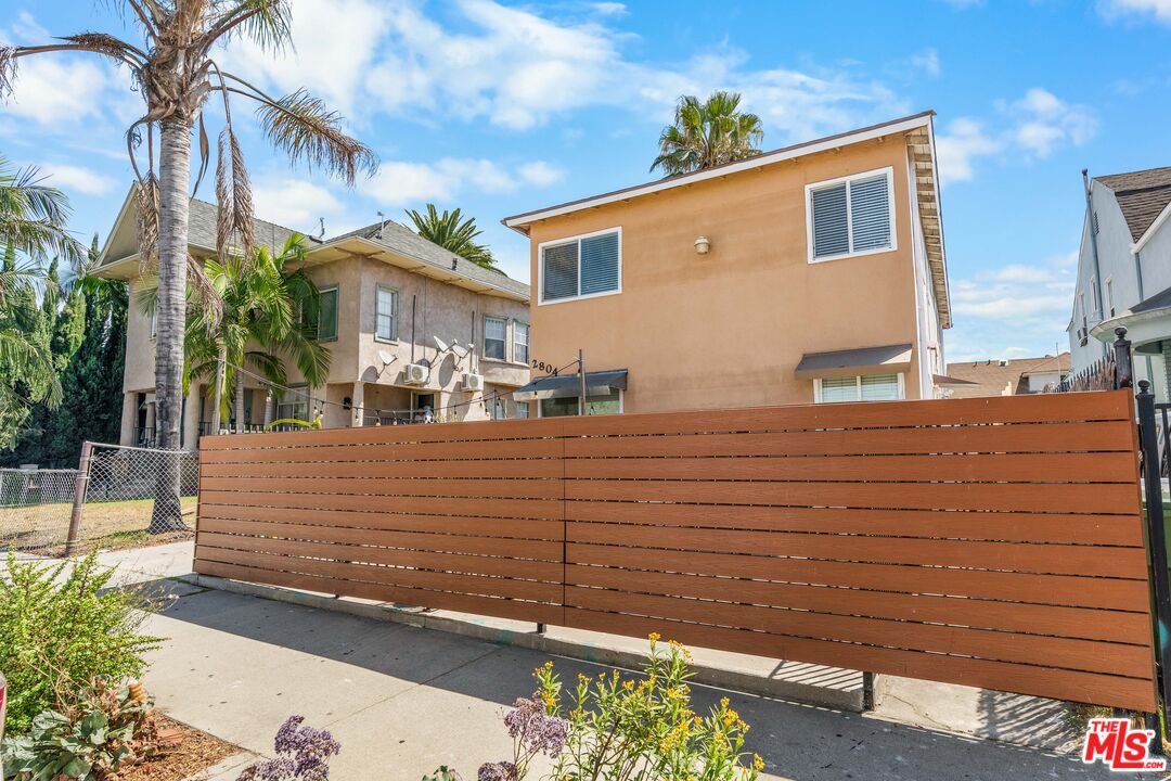 2804 WORKMAN ST Unit: 4