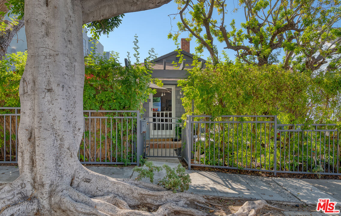 Photo of 1014 Pier Ave, Santa Monica, CA 90405