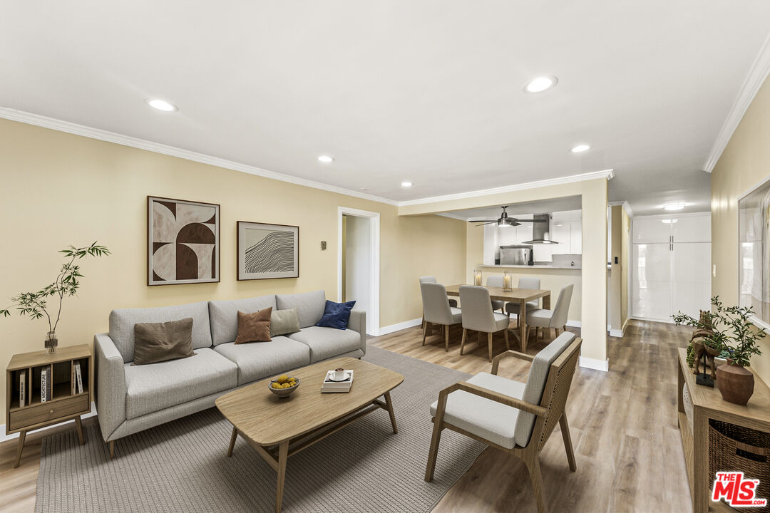 2901 4th St Unit: 213